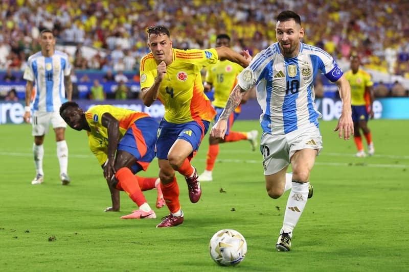 Soi kèo châu Á, kèo chấp Argentina vs Colombia
